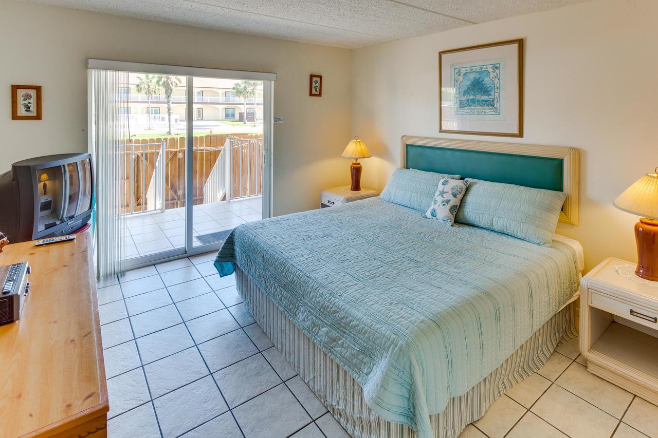 Fiesta Sol Condominiums South Padre Island Room photo